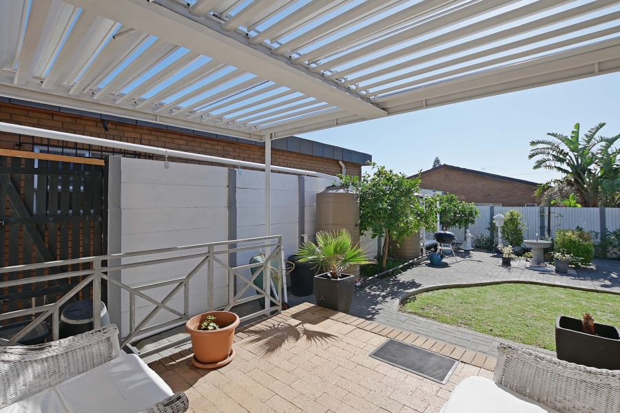 3 Bedroom Property for Sale in Table View Western Cape